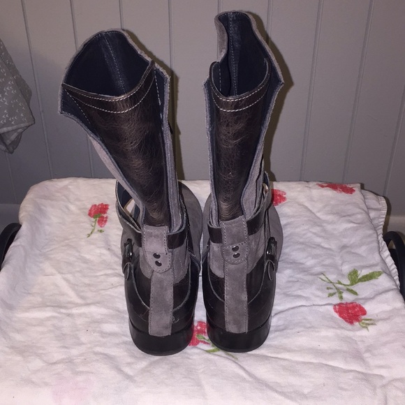 Ugg leather motorcycle style boots - Picture 8 of 8